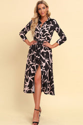 Robe midi imprimée boutonnée sur le devant avec ceinture